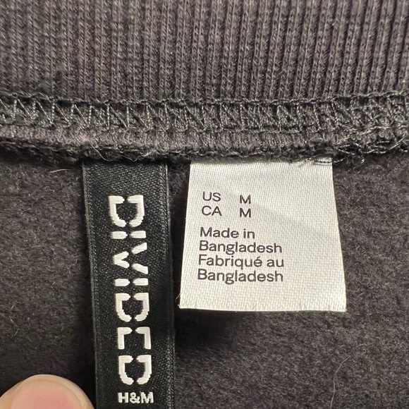 H&M sweater dress (Size M) - Picture 6 of 6